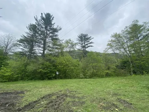 8769 Route 14 N Brookfield VT 05036