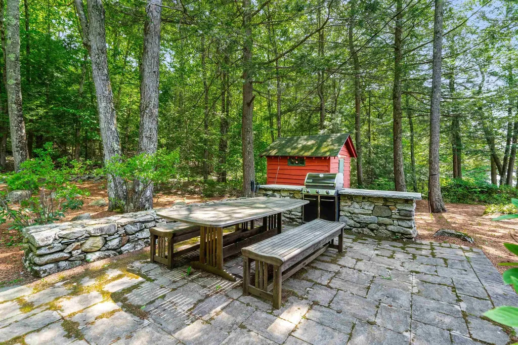 241 Skatutakee Road Harrisville NH 03450