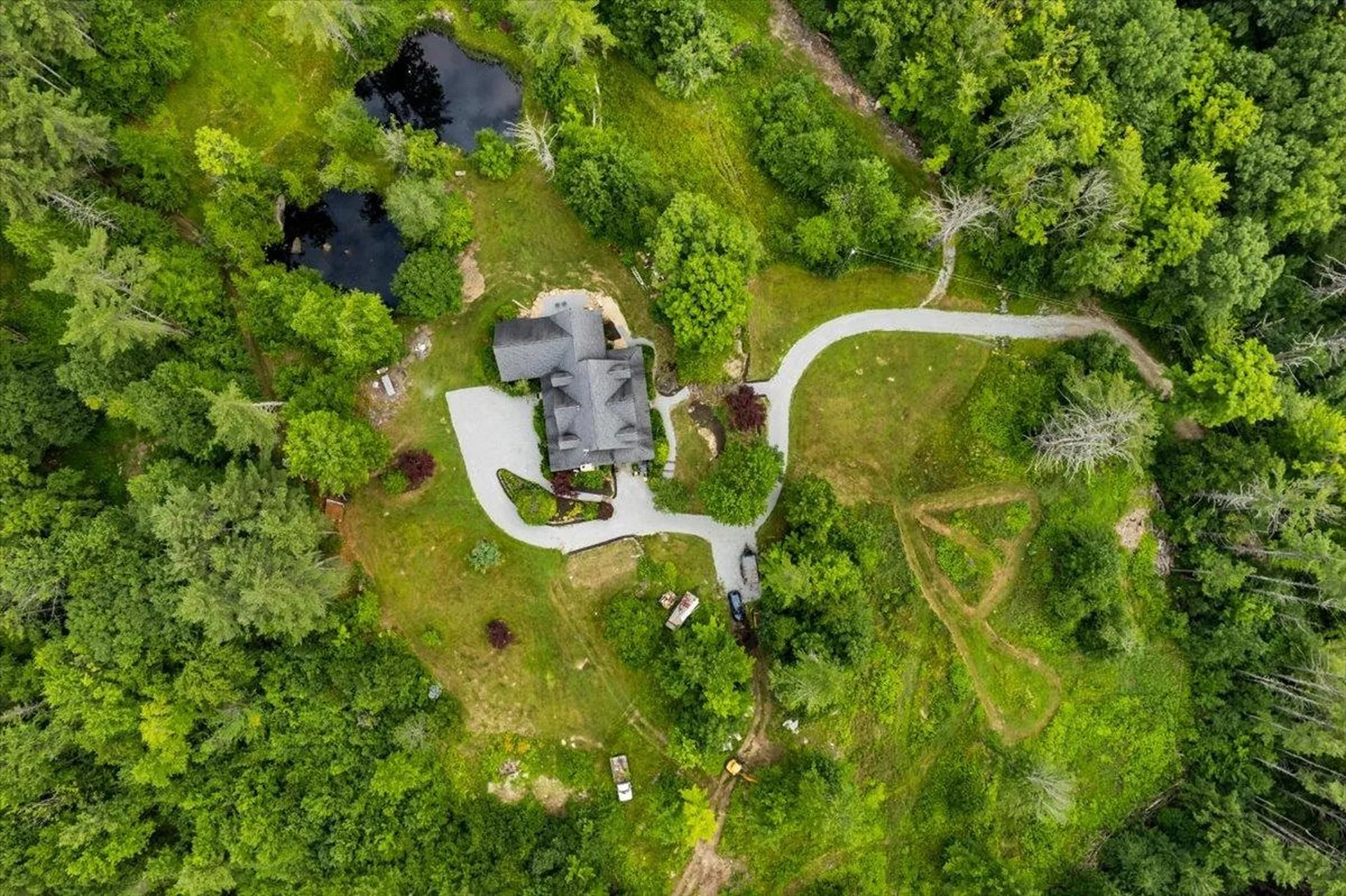 96 Dean Hill Road Hillsborough NH 03244
