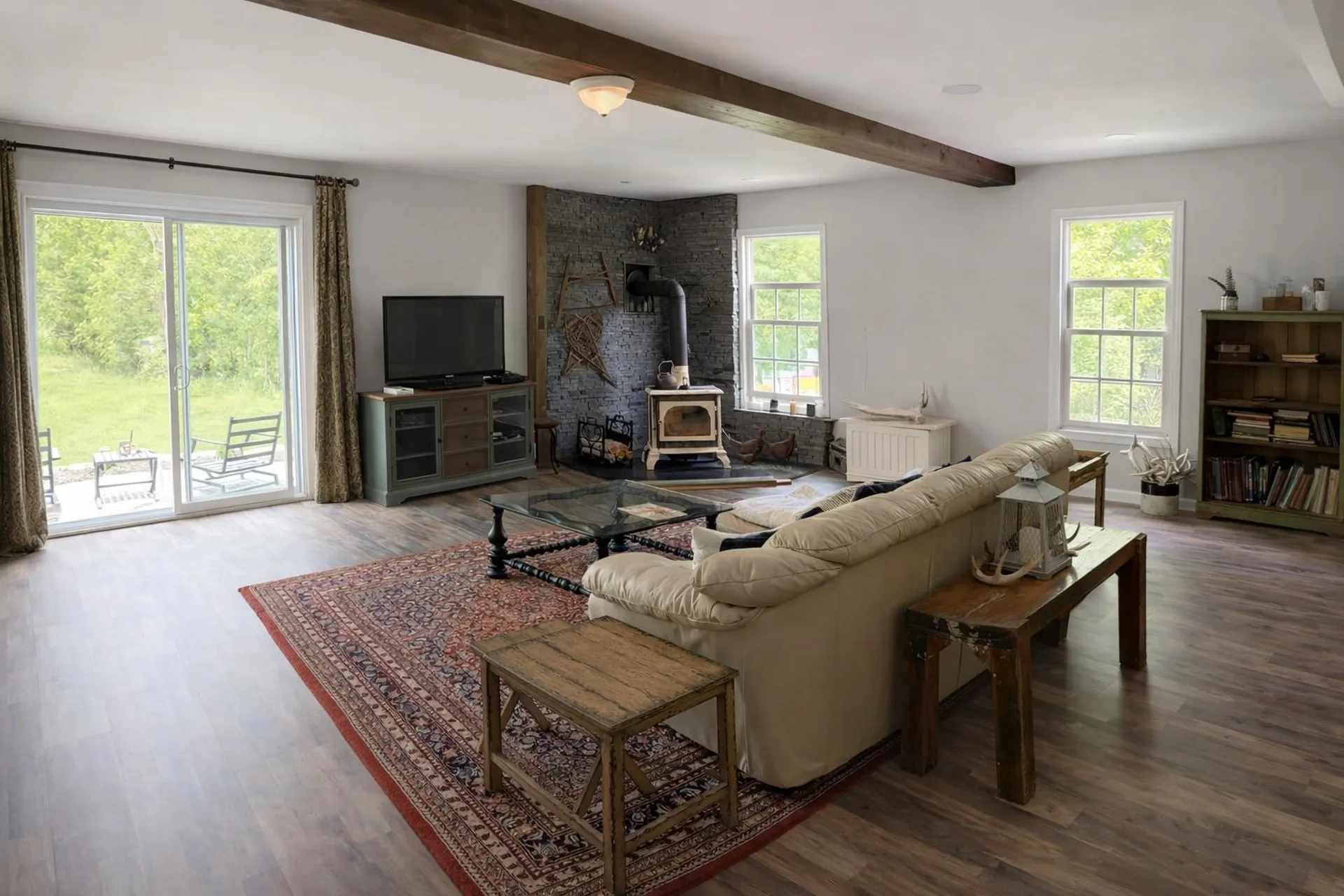 96 Dean Hill Road Hillsborough NH 03244