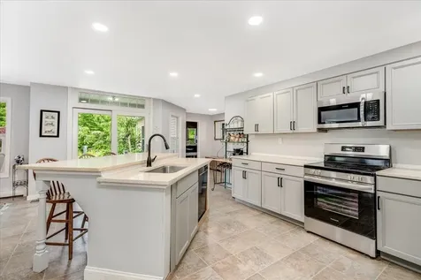 96 Dean Hill Road Hillsborough NH 03244