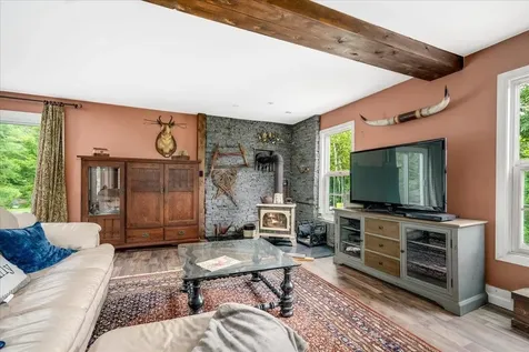 96 Dean Hill Road Hillsborough NH 03244
