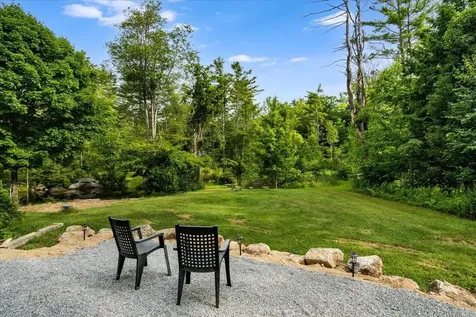 96 Dean Hill Road Hillsborough NH 03244
