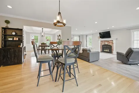 6 Zoe Lane Newton NH 03858