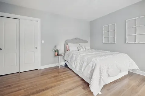 6 Zoe Lane Newton NH 03858