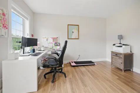 6 Zoe Lane Newton NH 03858