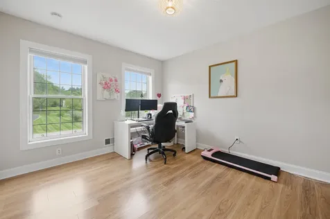 6 Zoe Lane Newton NH 03858