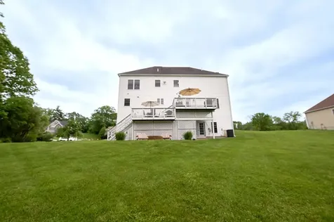 6 Zoe Lane Newton NH 03858