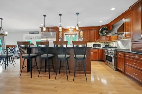 6 Zoe Lane Newton NH 03858