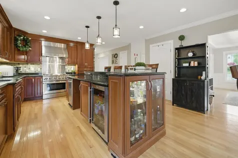 6 Zoe Lane Newton NH 03858