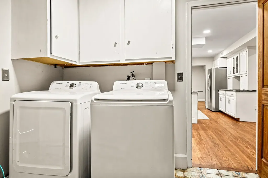 28 Olde Lantern Road Bedford NH 03110