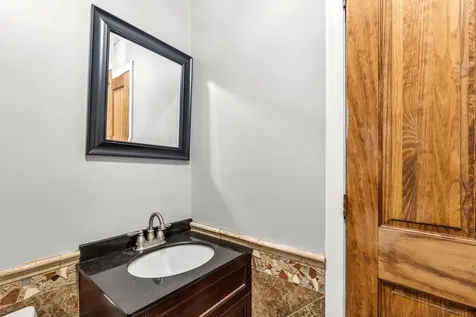 28 Olde Lantern Road Bedford NH 03110