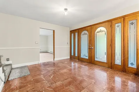 28 Olde Lantern Road Bedford NH 03110