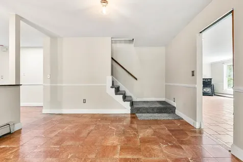 28 Olde Lantern Road Bedford NH 03110