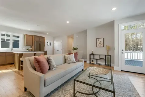 148 County Road Amherst NH 03055