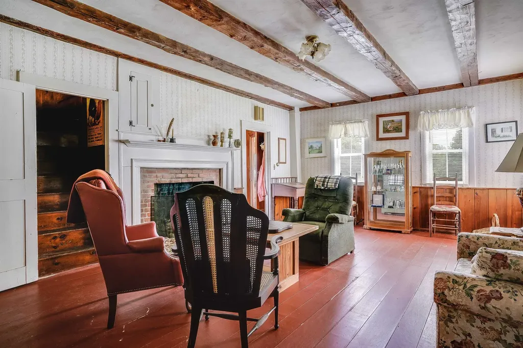 97 Salisbury Highway Andover NH 03216