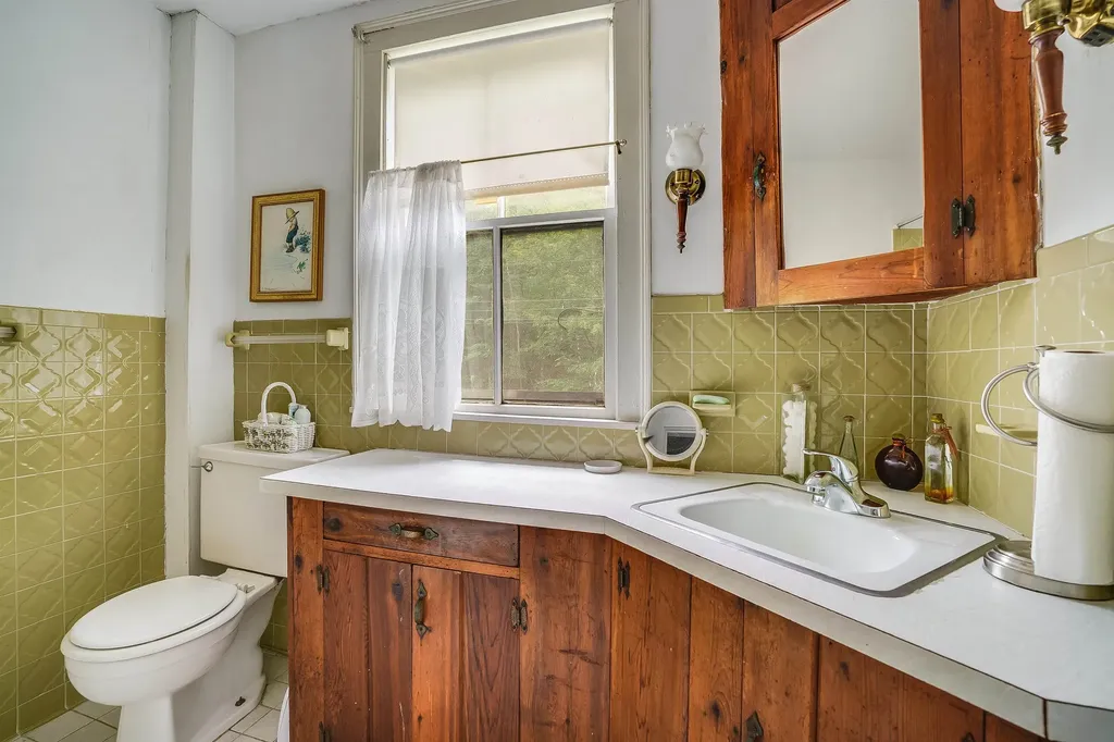 97 Salisbury Highway Andover NH 03216