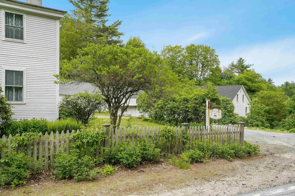 97 Salisbury Highway Andover NH 03216