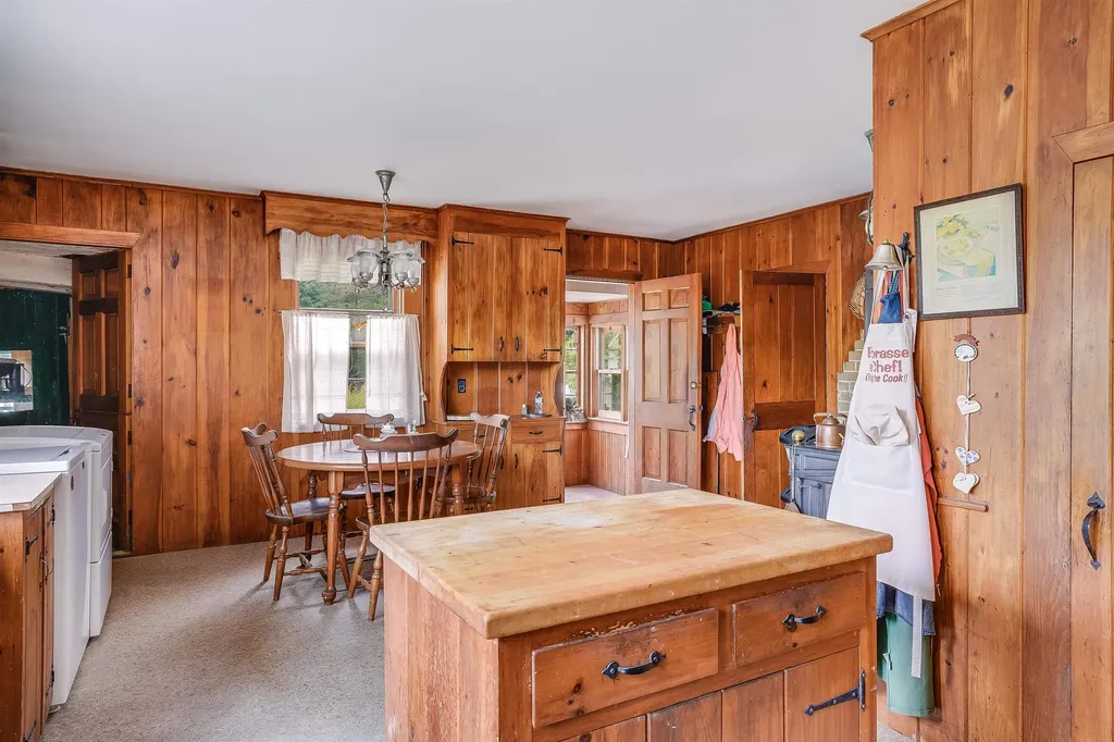 97 Salisbury Highway Andover NH 03216