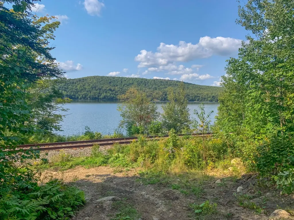 00 Vt Route 114 Warren Gore VT 05846