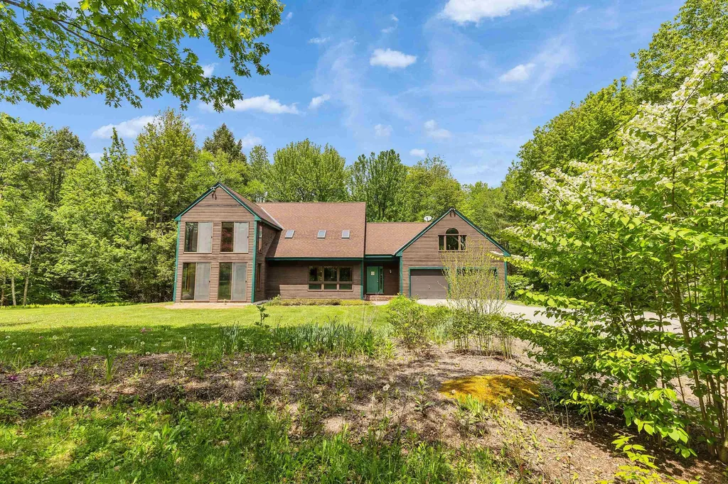 481 Nh Route 137 Harrisville NH 03450