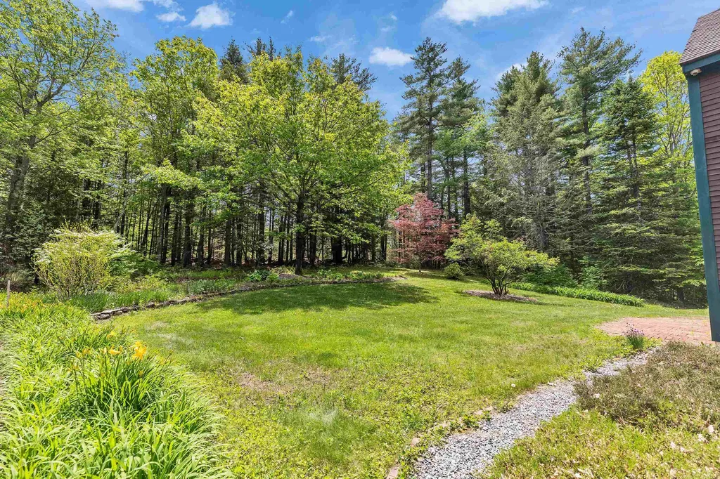 481 Nh Route 137 Harrisville NH 03450