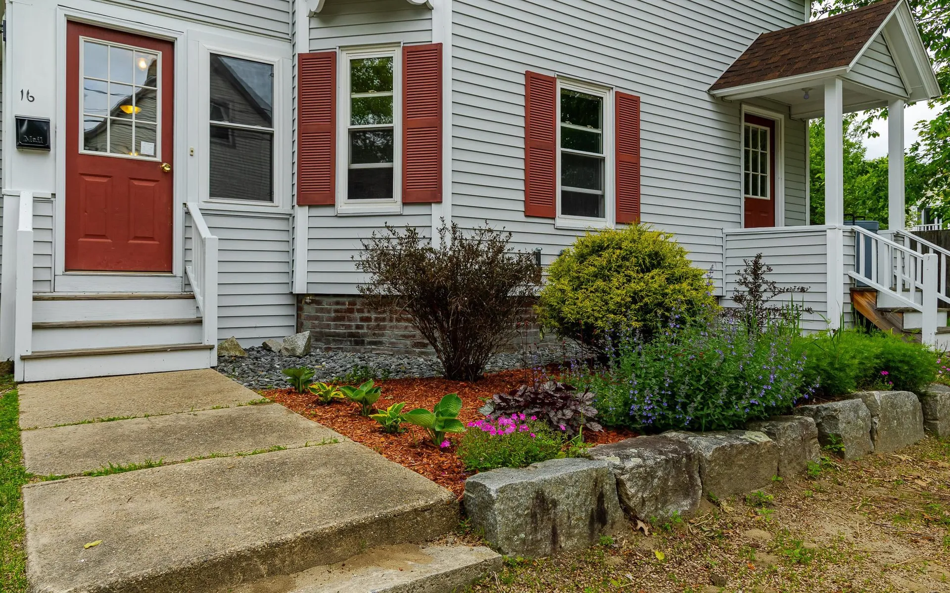 16 Damon Court Keene NH 03431