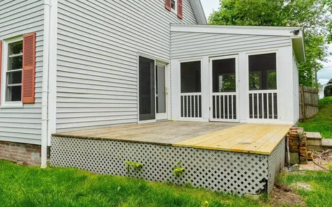 16 Damon Court Keene NH 03431