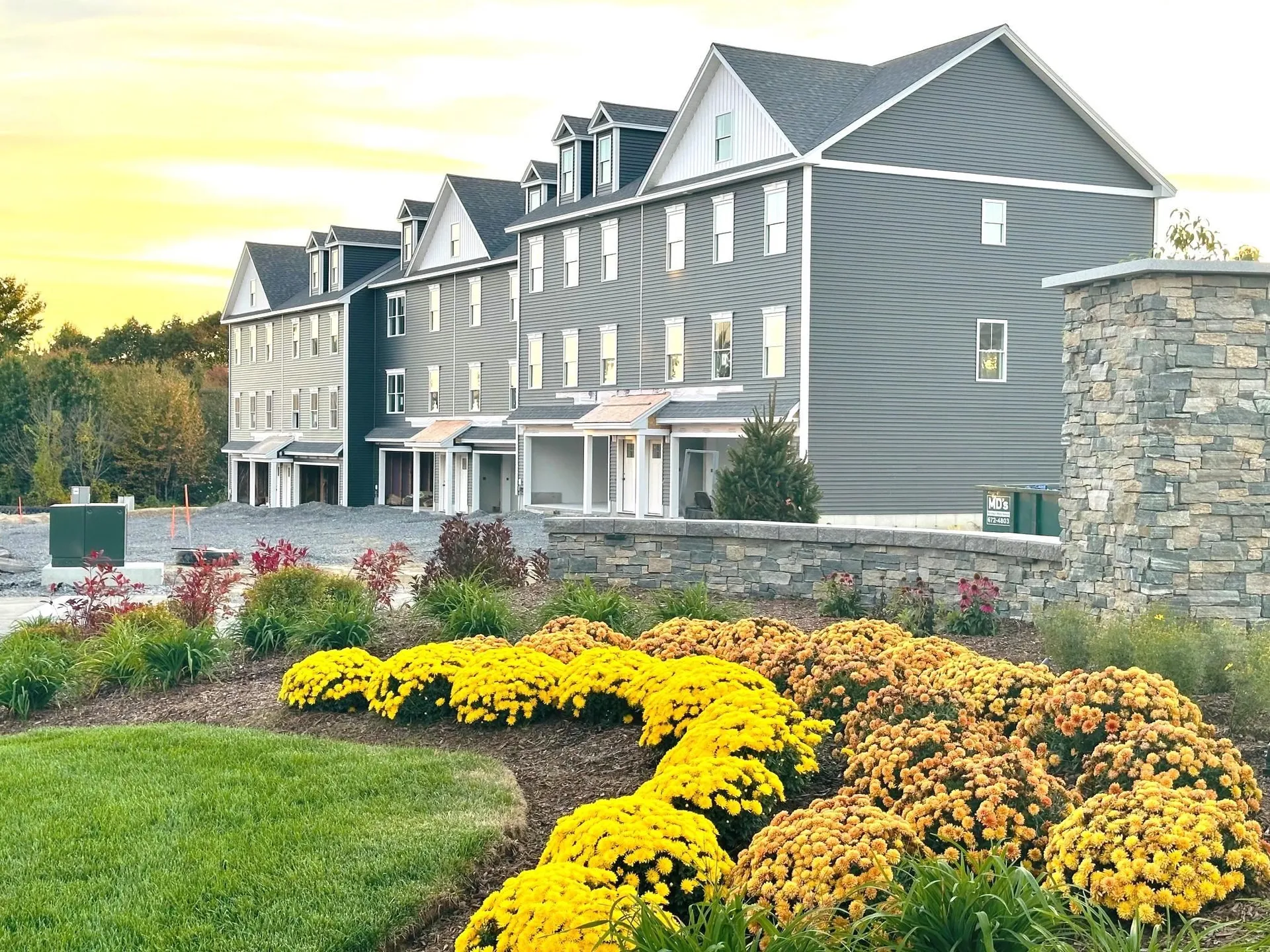 5 Elise Avenue Londonderry NH 03053