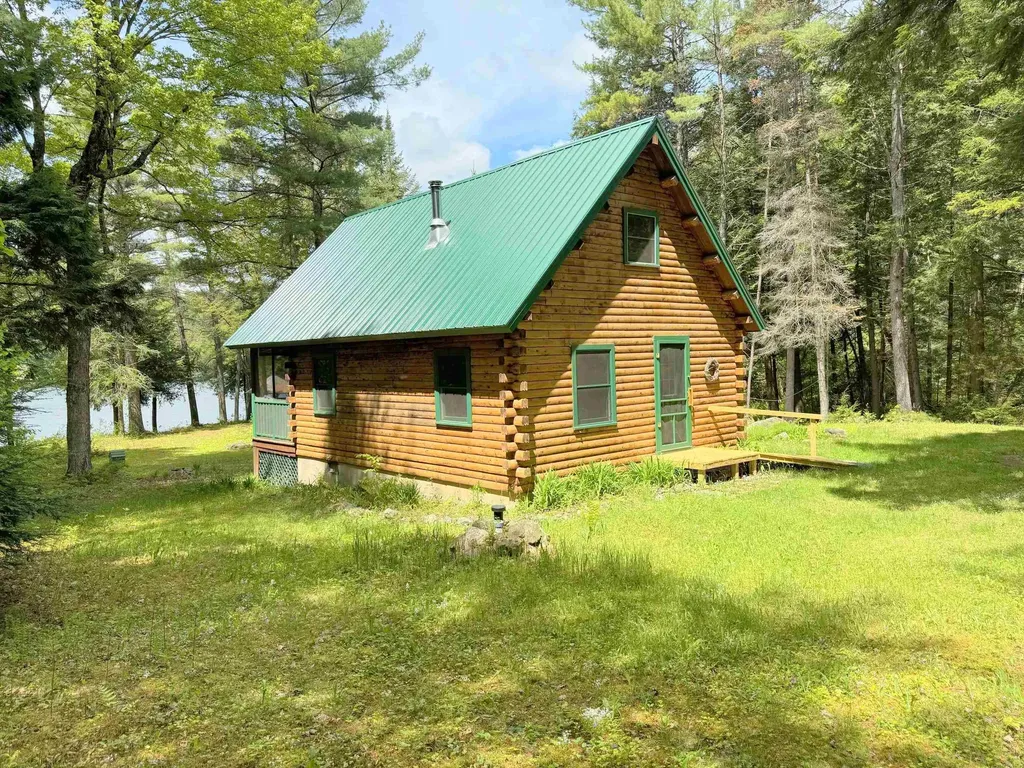 427 Sanderlin Drive Newbury VT 05051