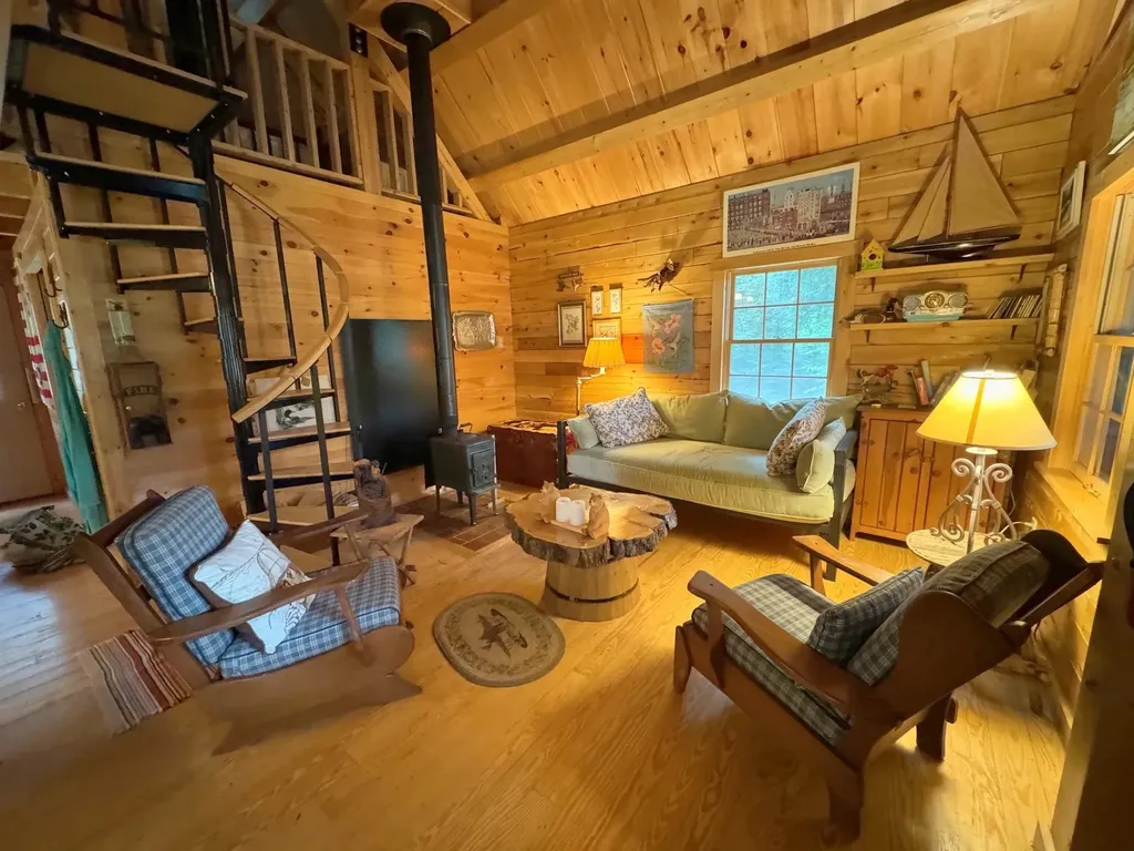 427 Sanderlin Drive Newbury VT 05051