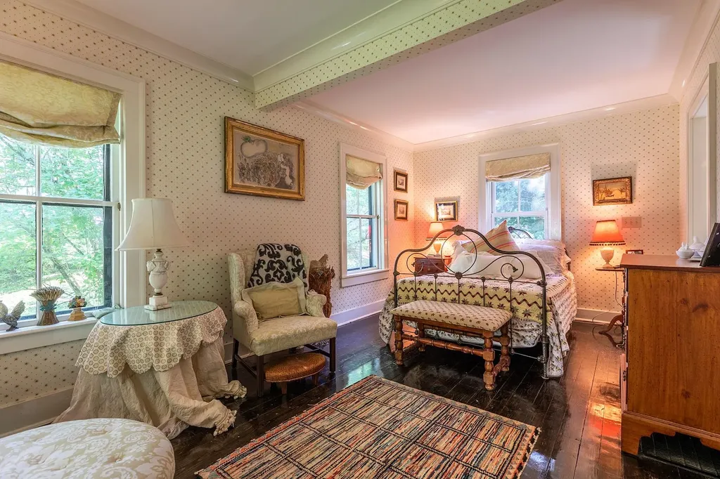 13 Golf Avenue Woodstock VT 05091