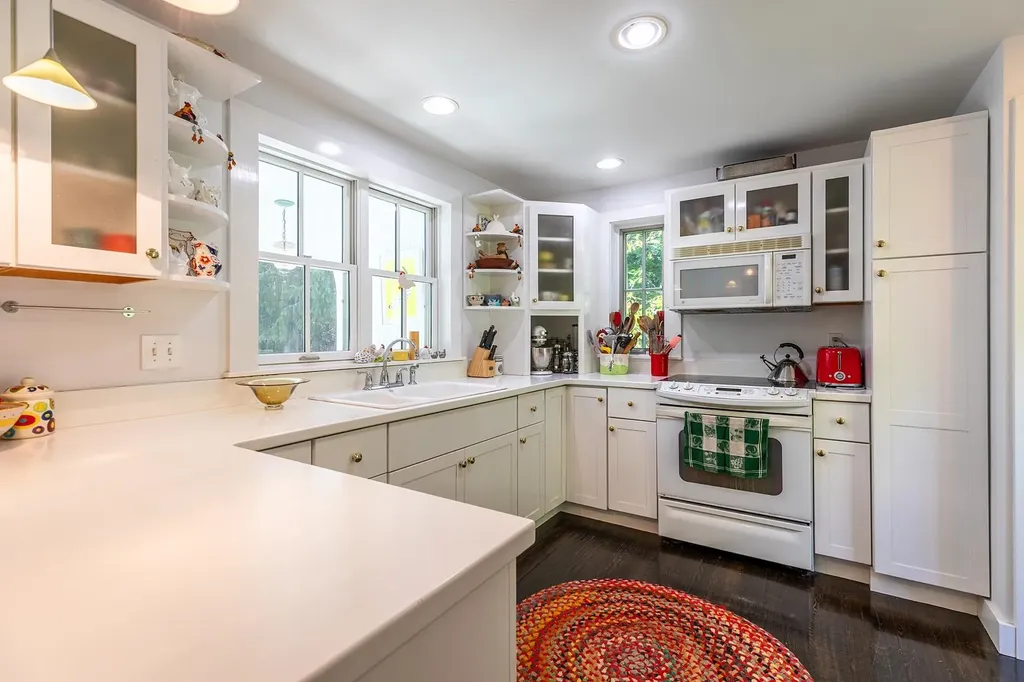 13 Golf Avenue Woodstock VT 05091