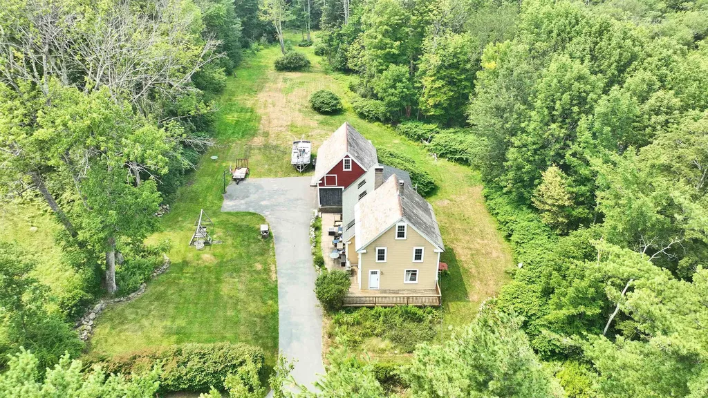 20 Holman Road Fitzwilliam NH 03447