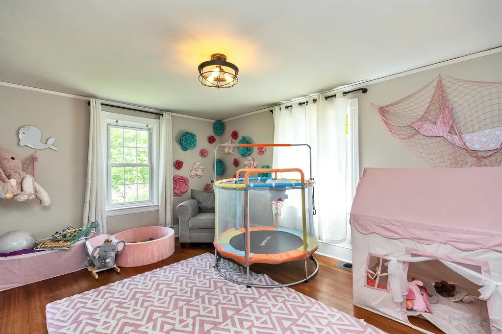 20 Holman Road Fitzwilliam NH 03447