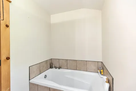 20 Holman Road Fitzwilliam NH 03447