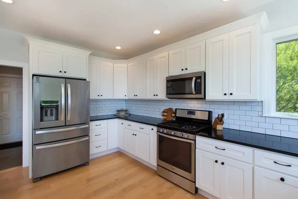 16 Turtle Bay Lane South Hero VT 05486