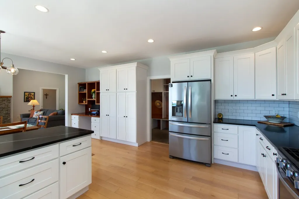 16 Turtle Bay Lane South Hero VT 05486