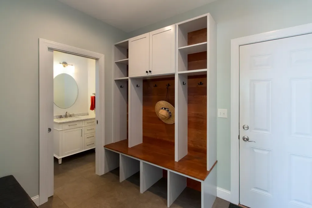 16 Turtle Bay Lane South Hero VT 05486