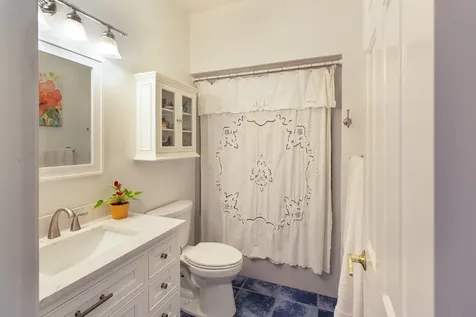 16 Turtle Bay Lane South Hero VT 05486