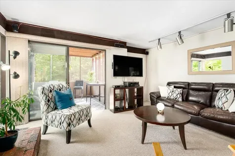 51 Horizon Drive Bedford NH 03110