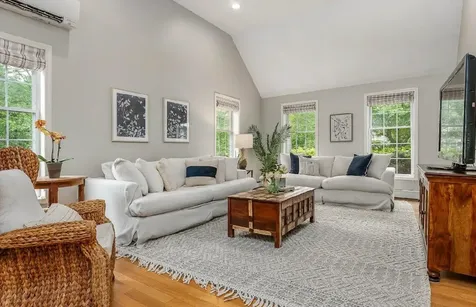 31 Robinson Street Brentwood NH 03833