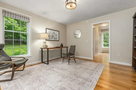 31 Robinson Street Brentwood NH 03833
