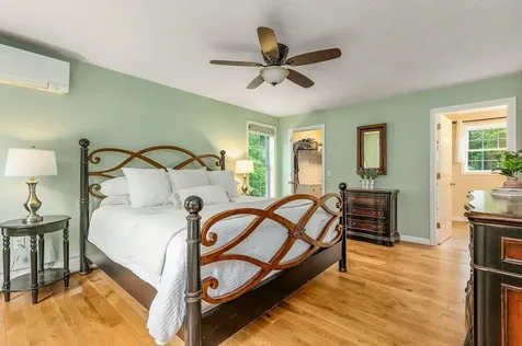 31 Robinson Street Brentwood NH 03833