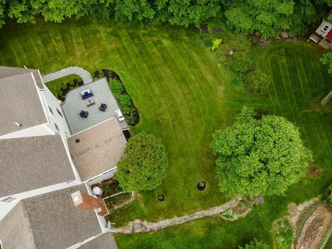 31 Robinson Street Brentwood NH 03833