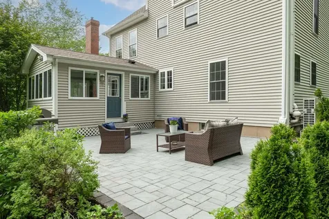 31 Robinson Street Brentwood NH 03833