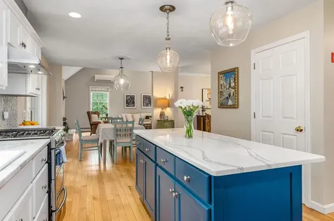 31 Robinson Street Brentwood NH 03833