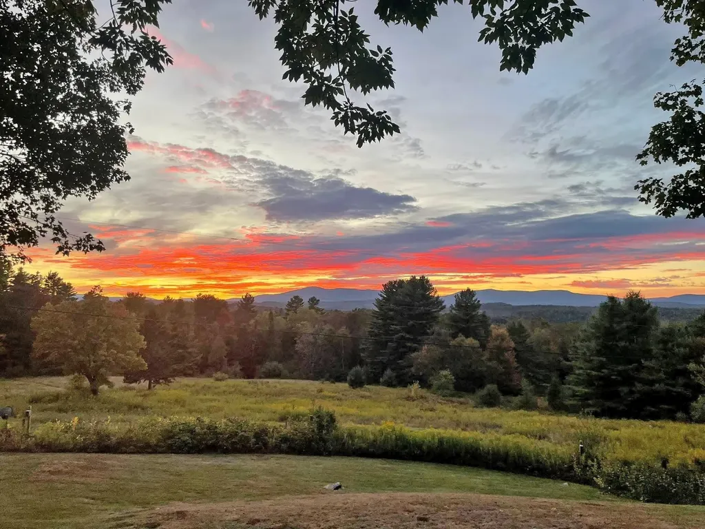 732 Under The Mountain Road Londonderry VT 05155