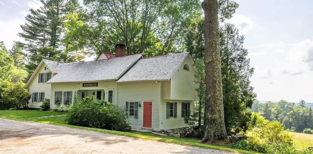 732 Under The Mountain Road Londonderry VT 05155