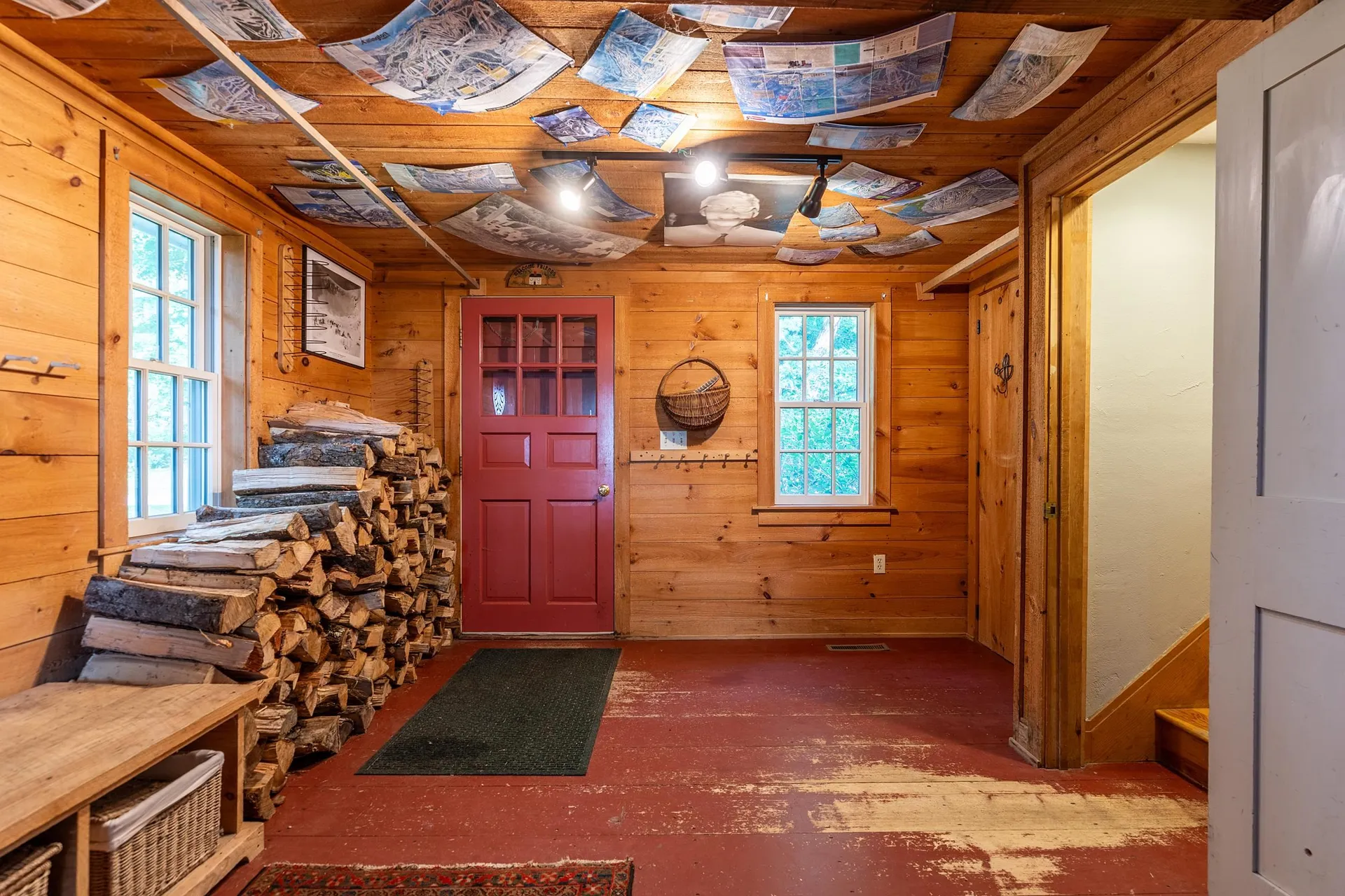 732 Under The Mountain Road Londonderry VT 05155